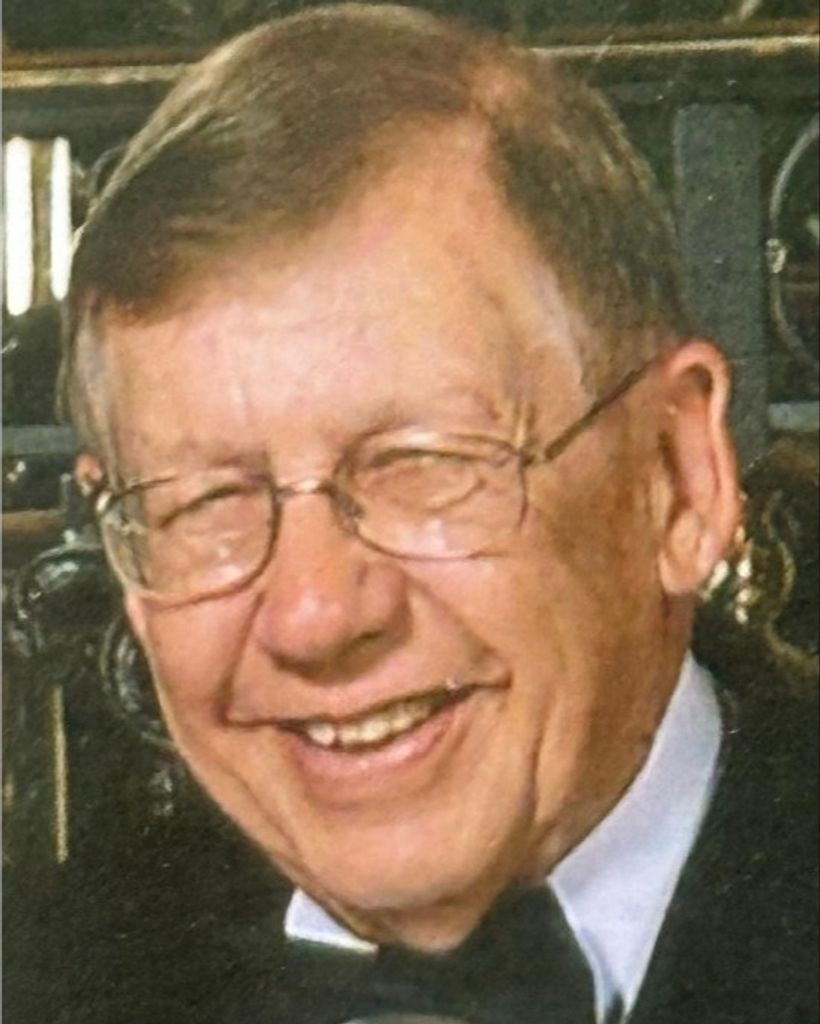 Robert Joseph Hagel Profile Photo