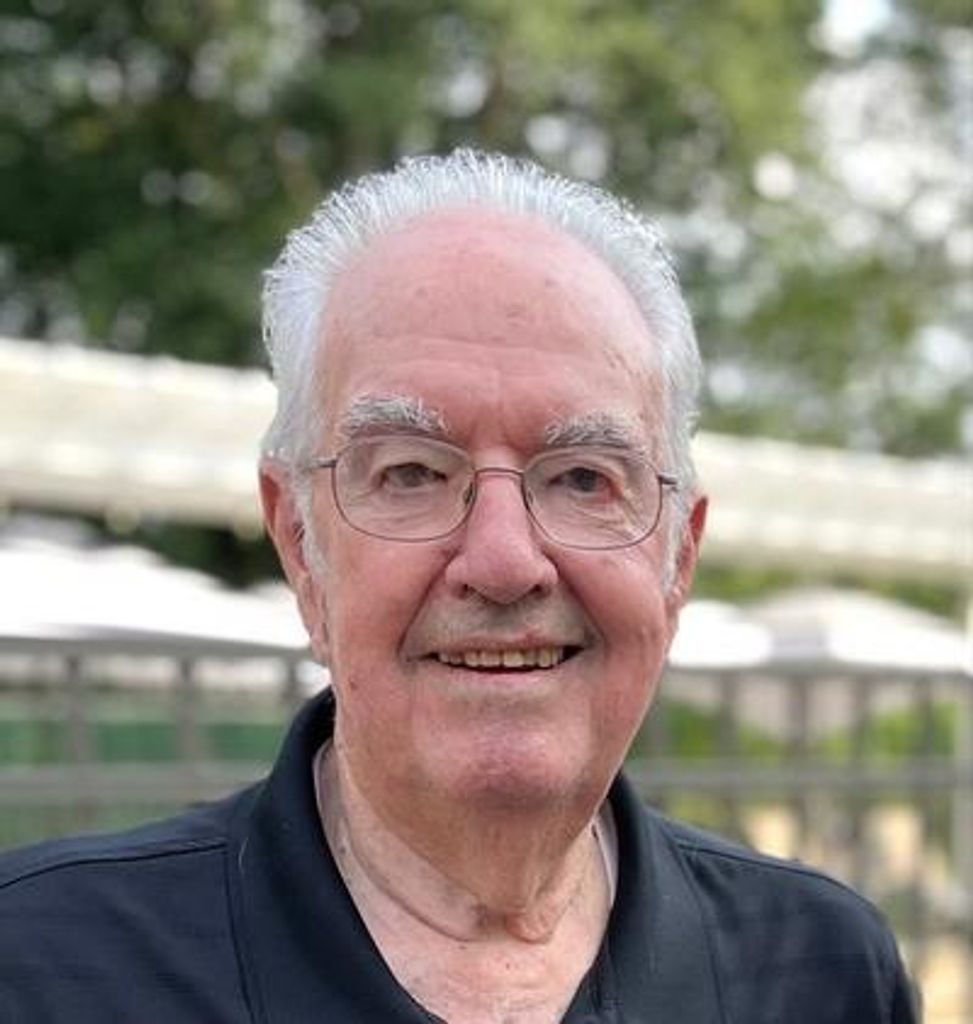 Lloyd E. Kreider Profile Photo