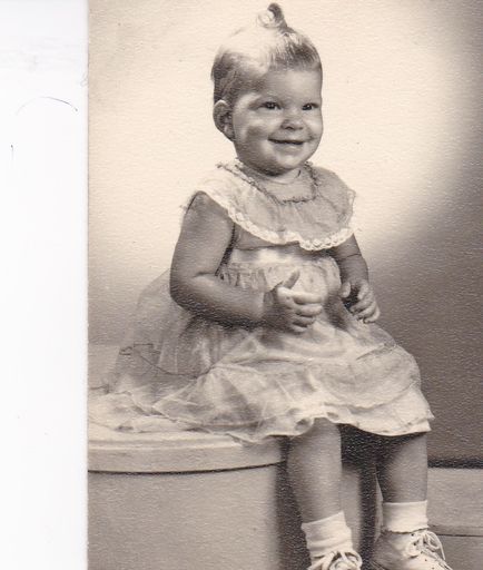 Michele Ann Gibson photo gallery thumbnail 2 of 54