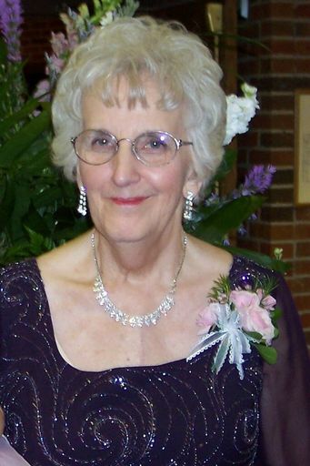 Dorothy Assink photo gallery thumbnail 65 of 303