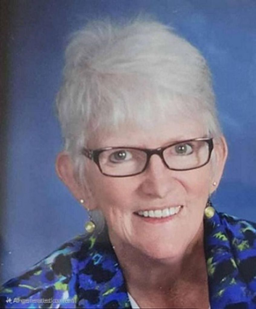 Lynda Szentivanyi Profile Photo