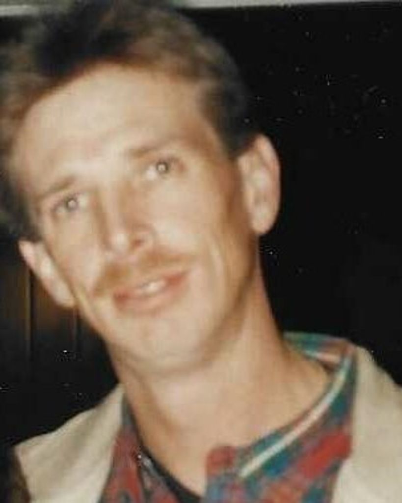 Eddie Lee Profile Photo
