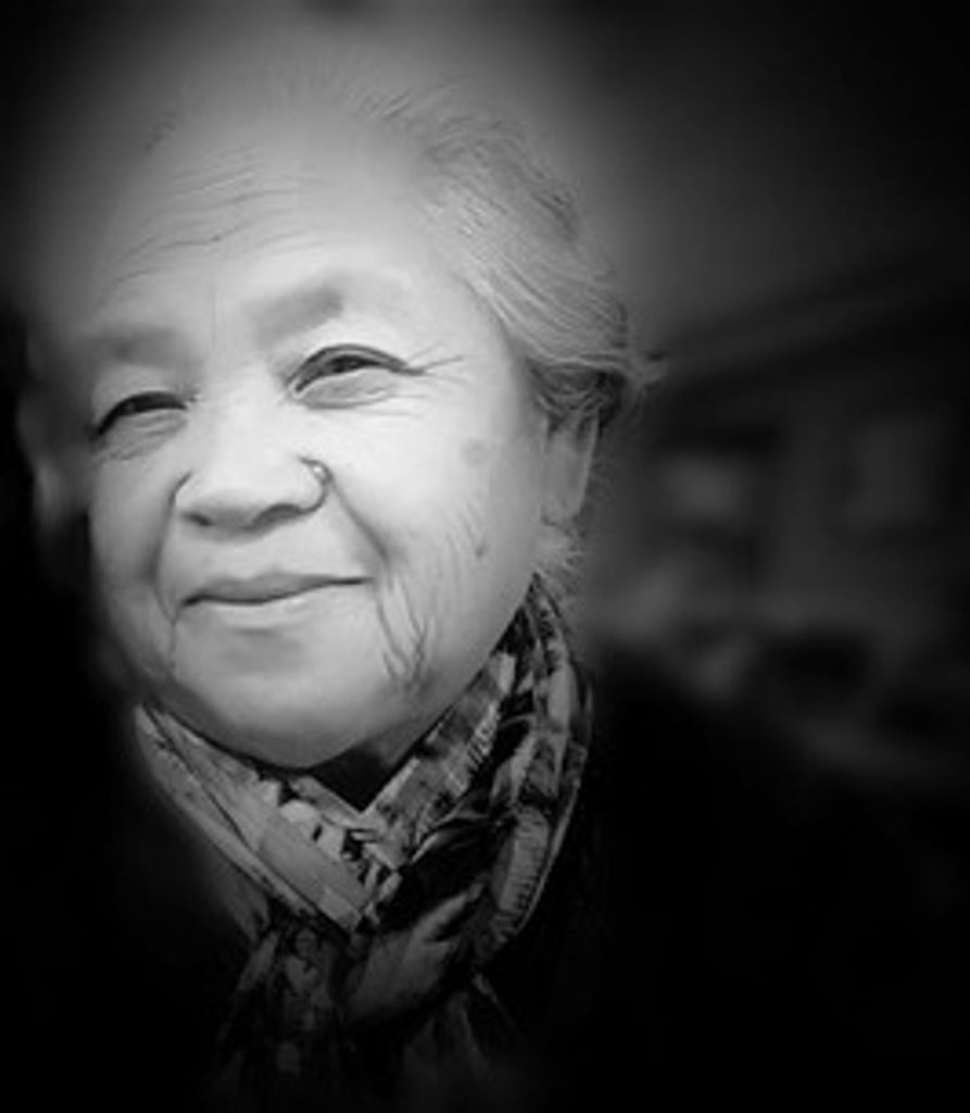 May Kue Profile Photo