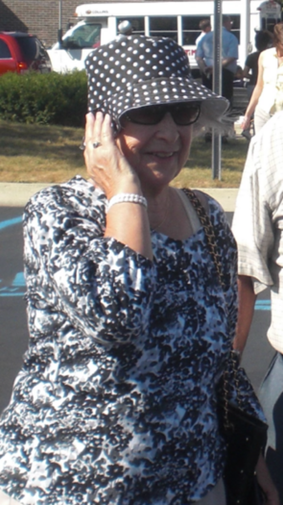 Elisabeth Becker Profile Photo