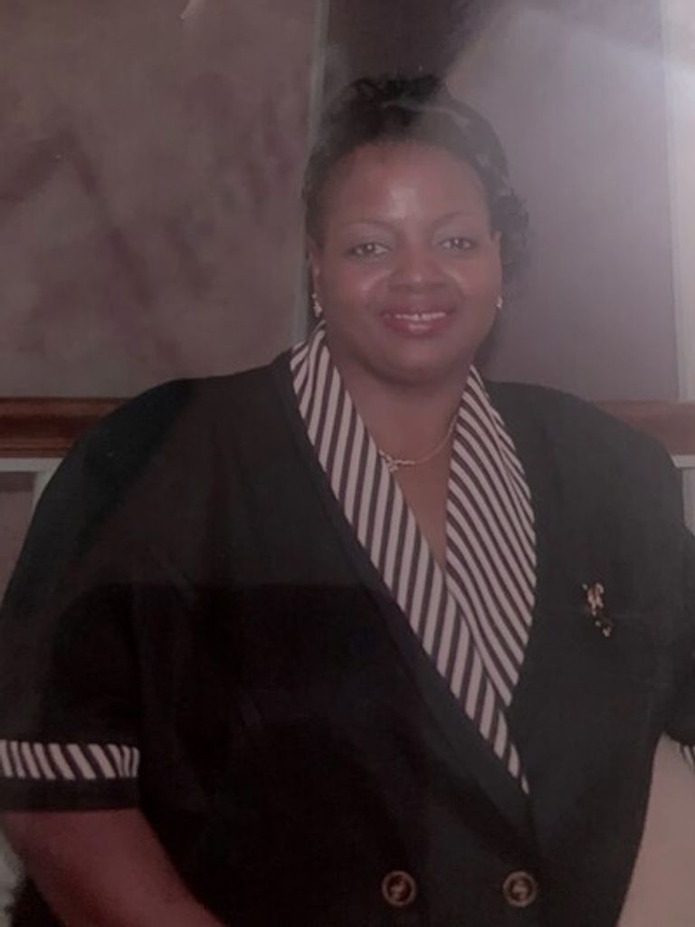 Gloria Castro Profile Photo
