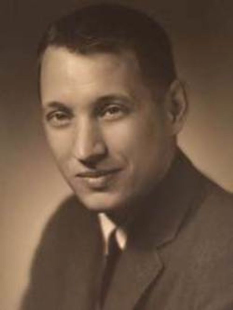 Robert "Bob" James Woods, Iii Profile Photo