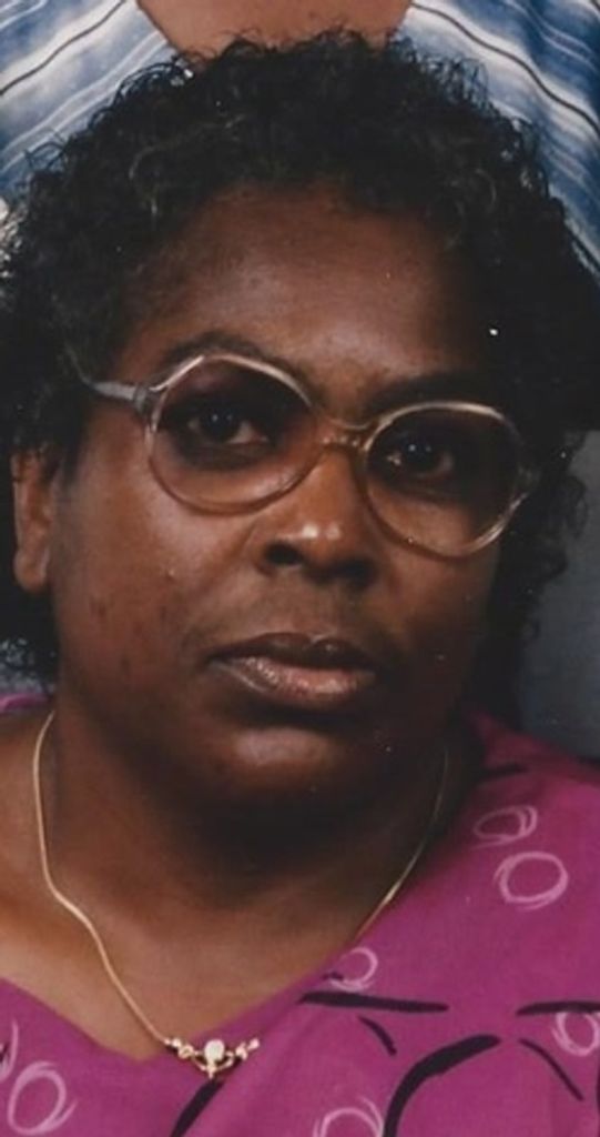Shirley Nelms Robertson Profile Photo