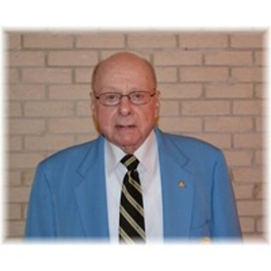 Kenneth E Rowden