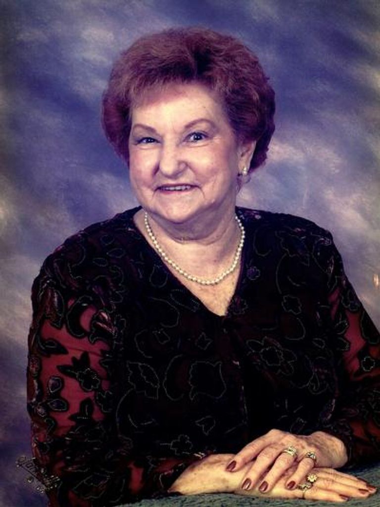Mae Korwes Profile Photo