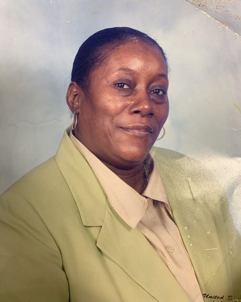 Henrietta Holmes