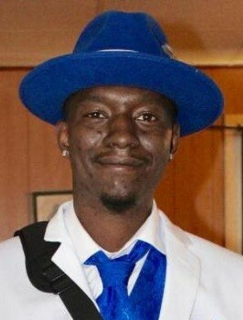 Devonte K Mciver Sr