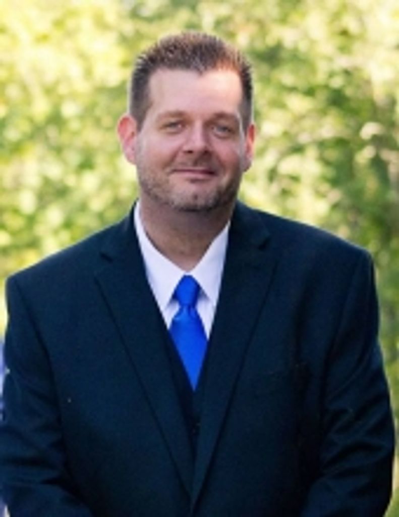 Christopher  Edward Rose