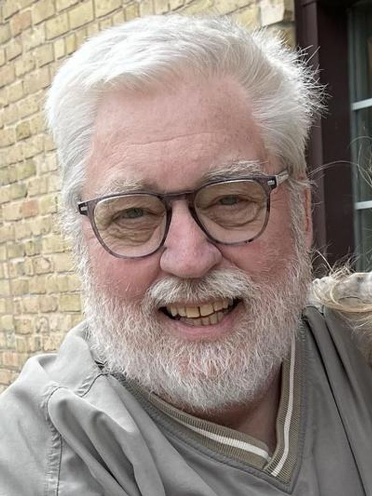 Kim Joseph Davies Profile Photo