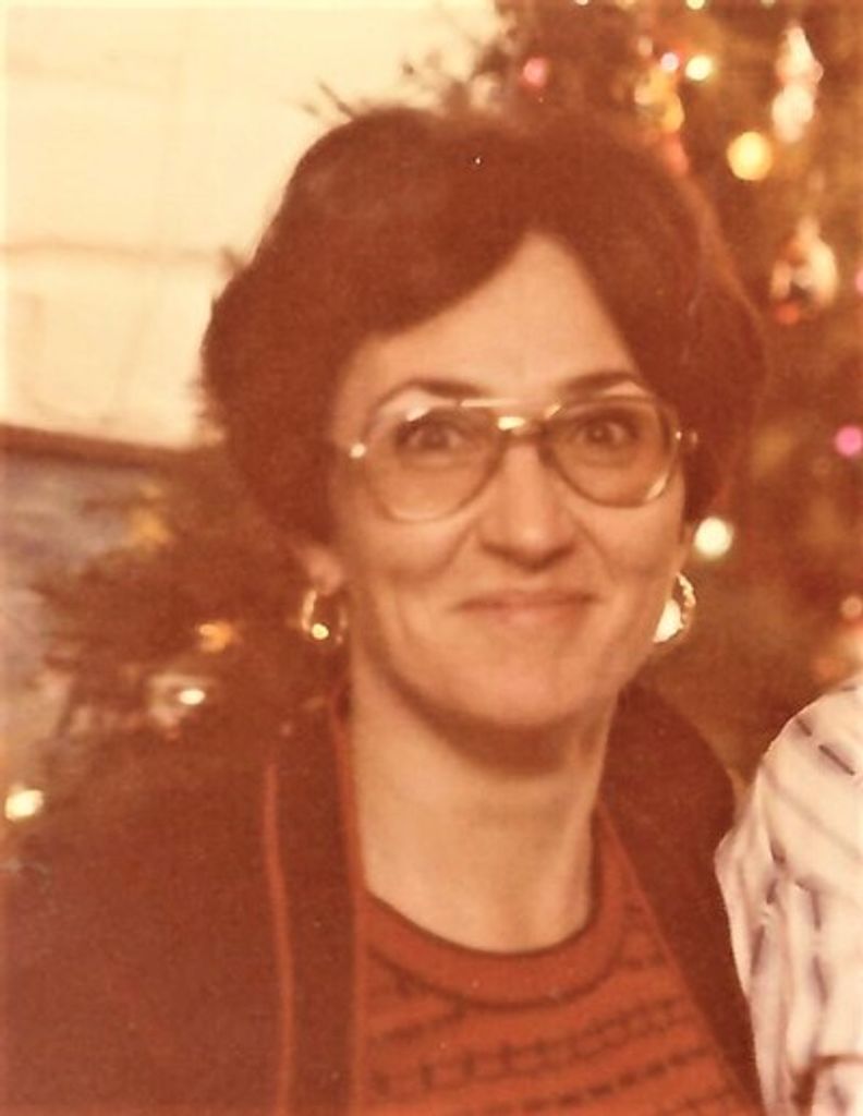 Helen (Huerta) Desoto Profile Photo