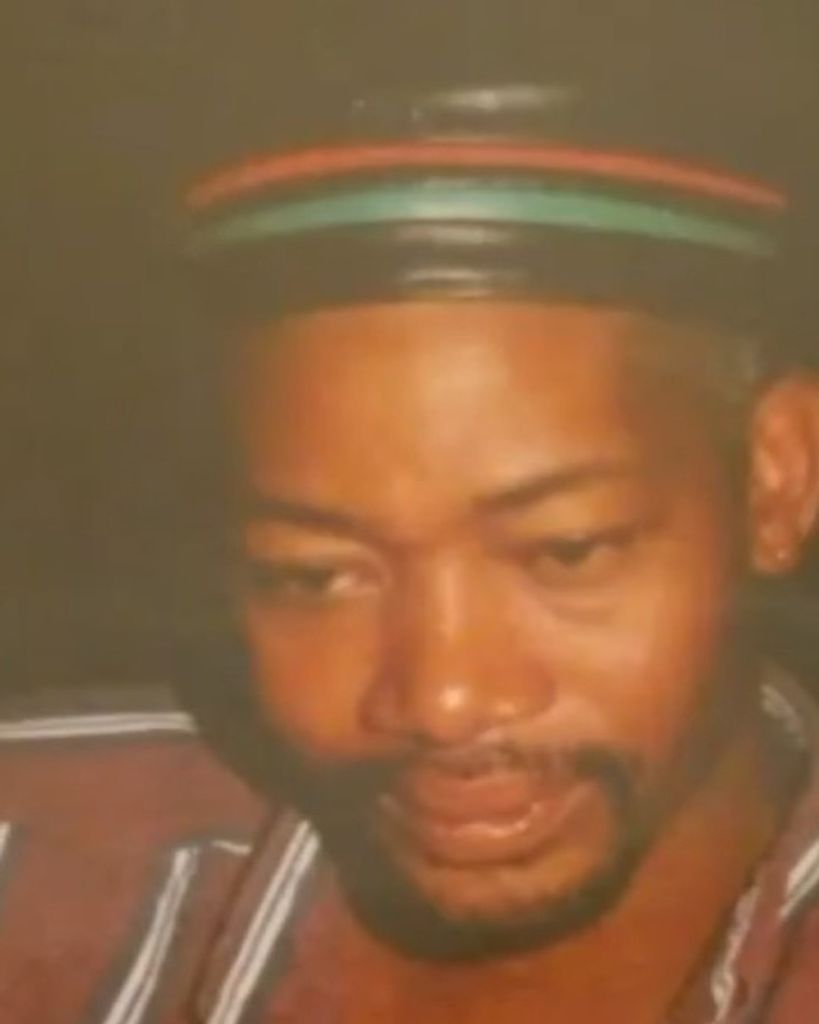 Oliver Frank Jones Profile Photo