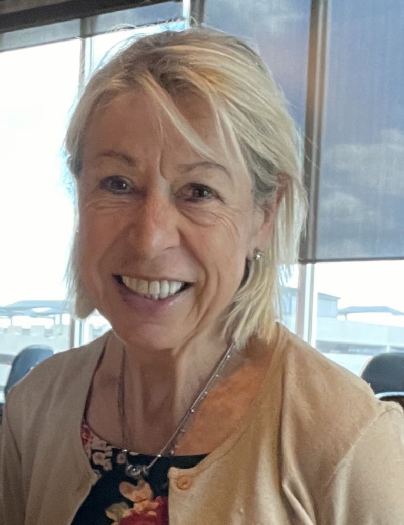 Adriana Breidenstein Profile Photo