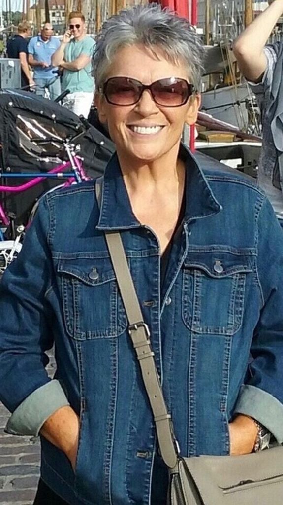 Dina Stephenson Profile Photo