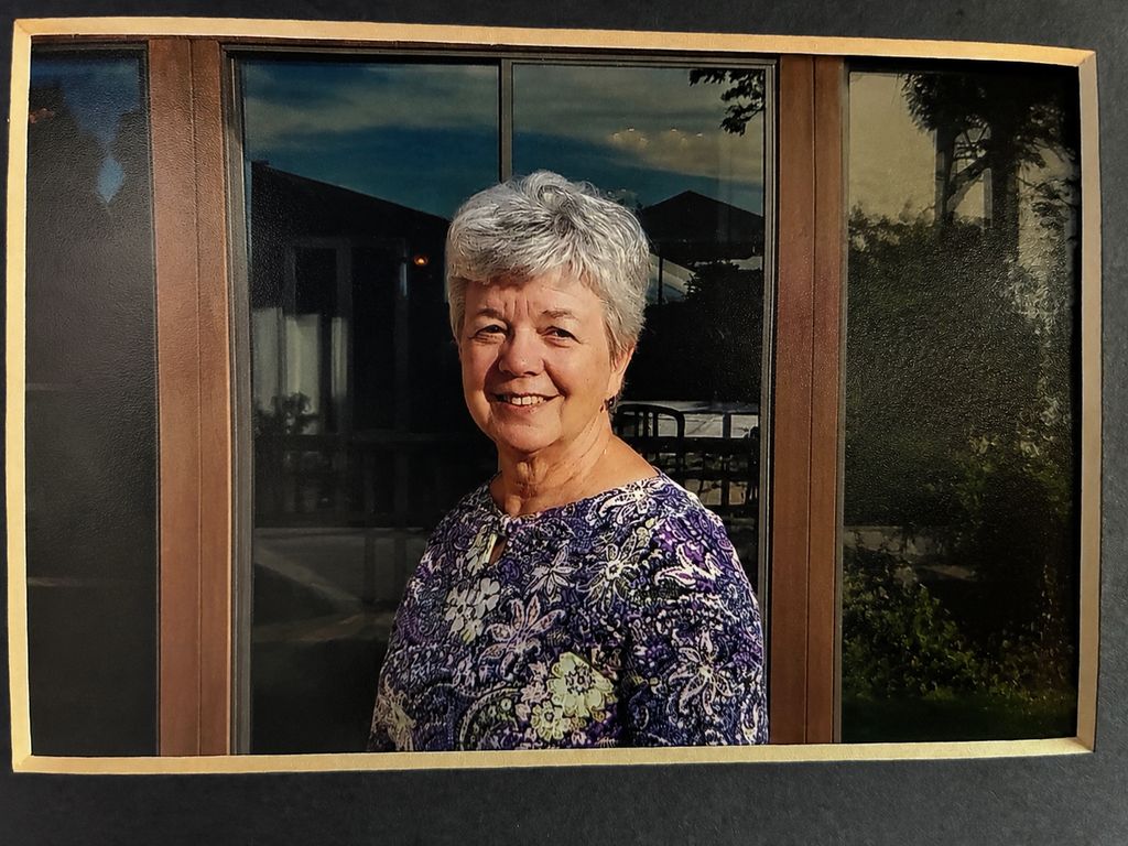 Cheryl Jeanne Cooper-Reynolds Profile Photo