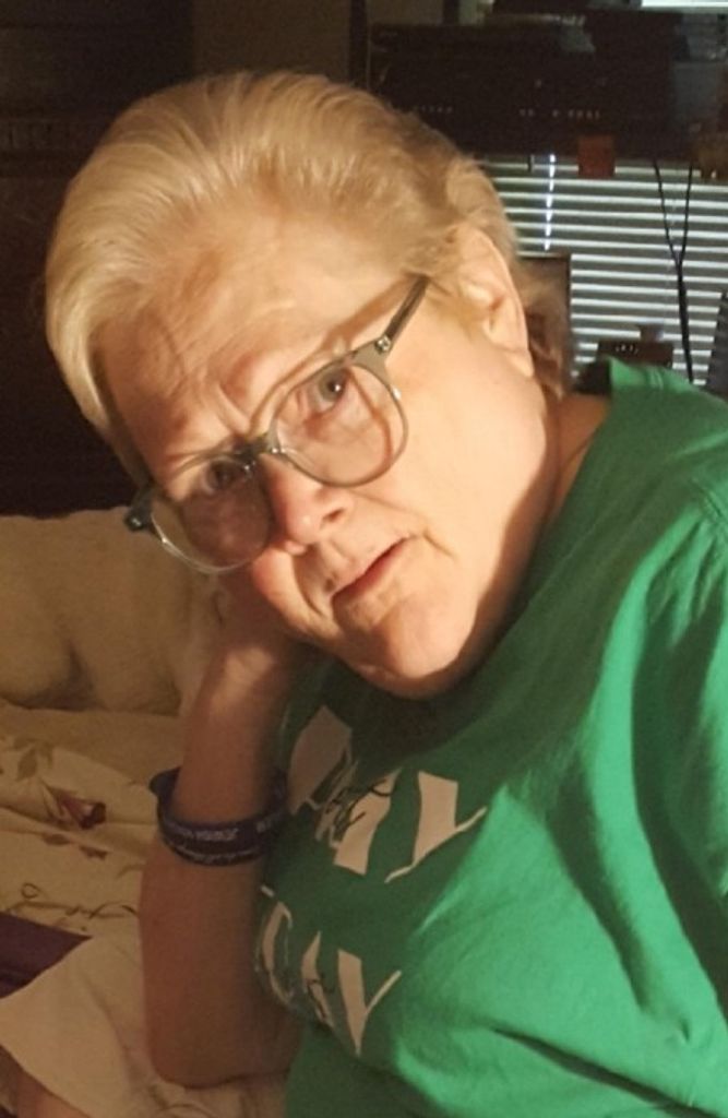 Linda Carrol Plunk Profile Photo