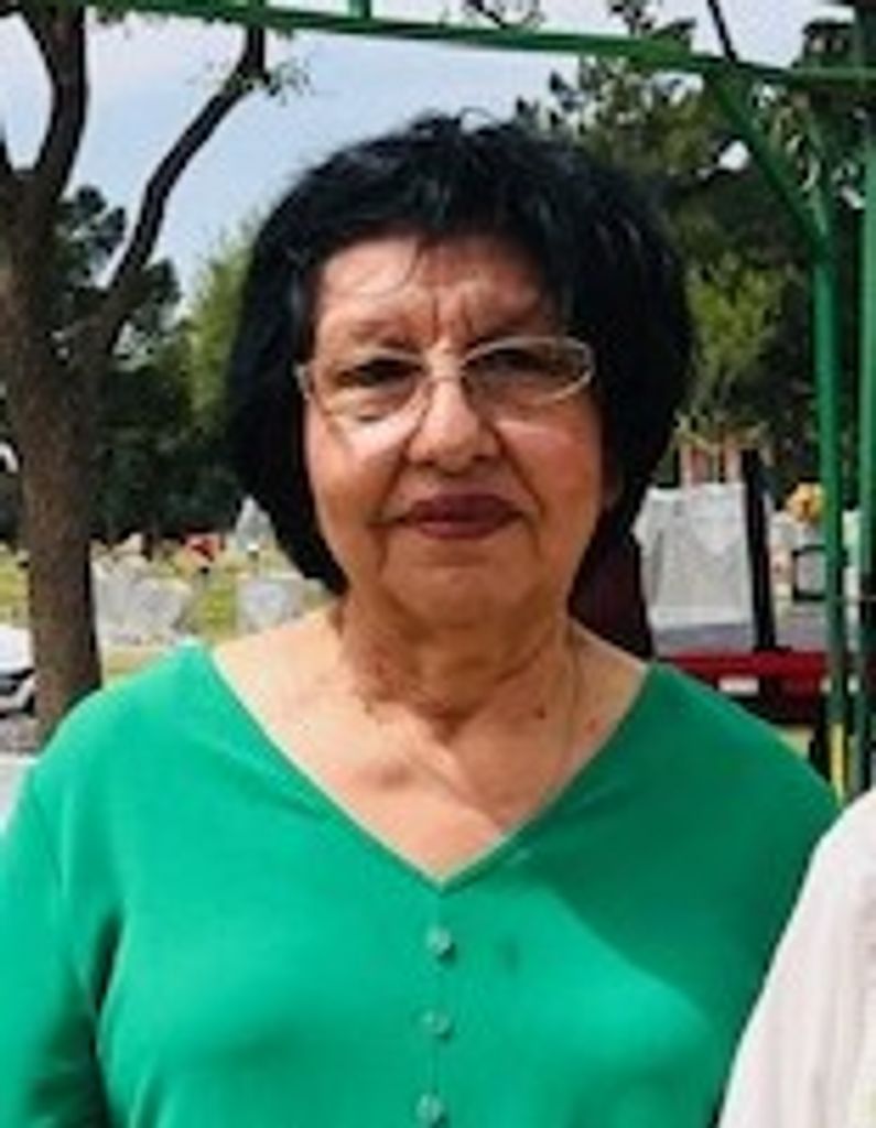 Reynalda Flores