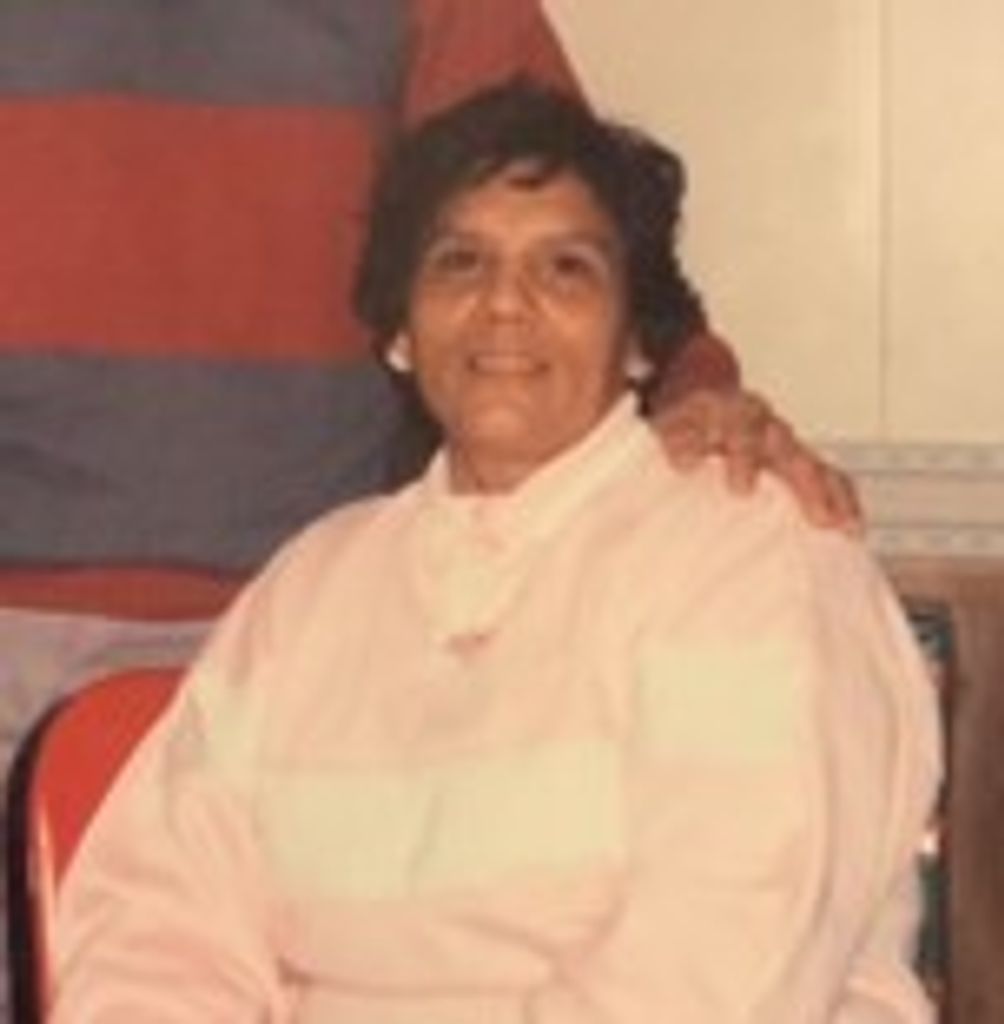 Dora Alvarado