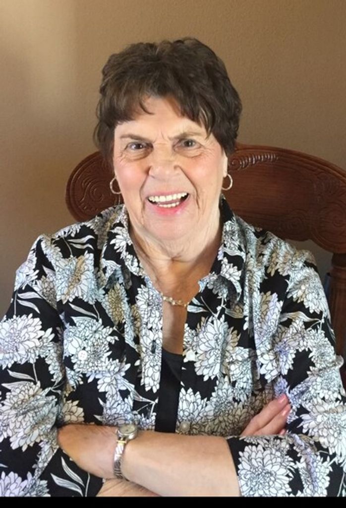 Maureen Klavins Profile Photo