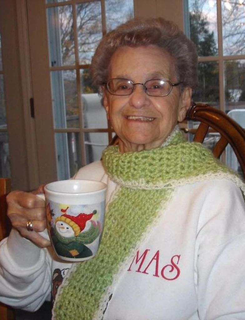 Lorraine Margaret (Hohman)  Peterson