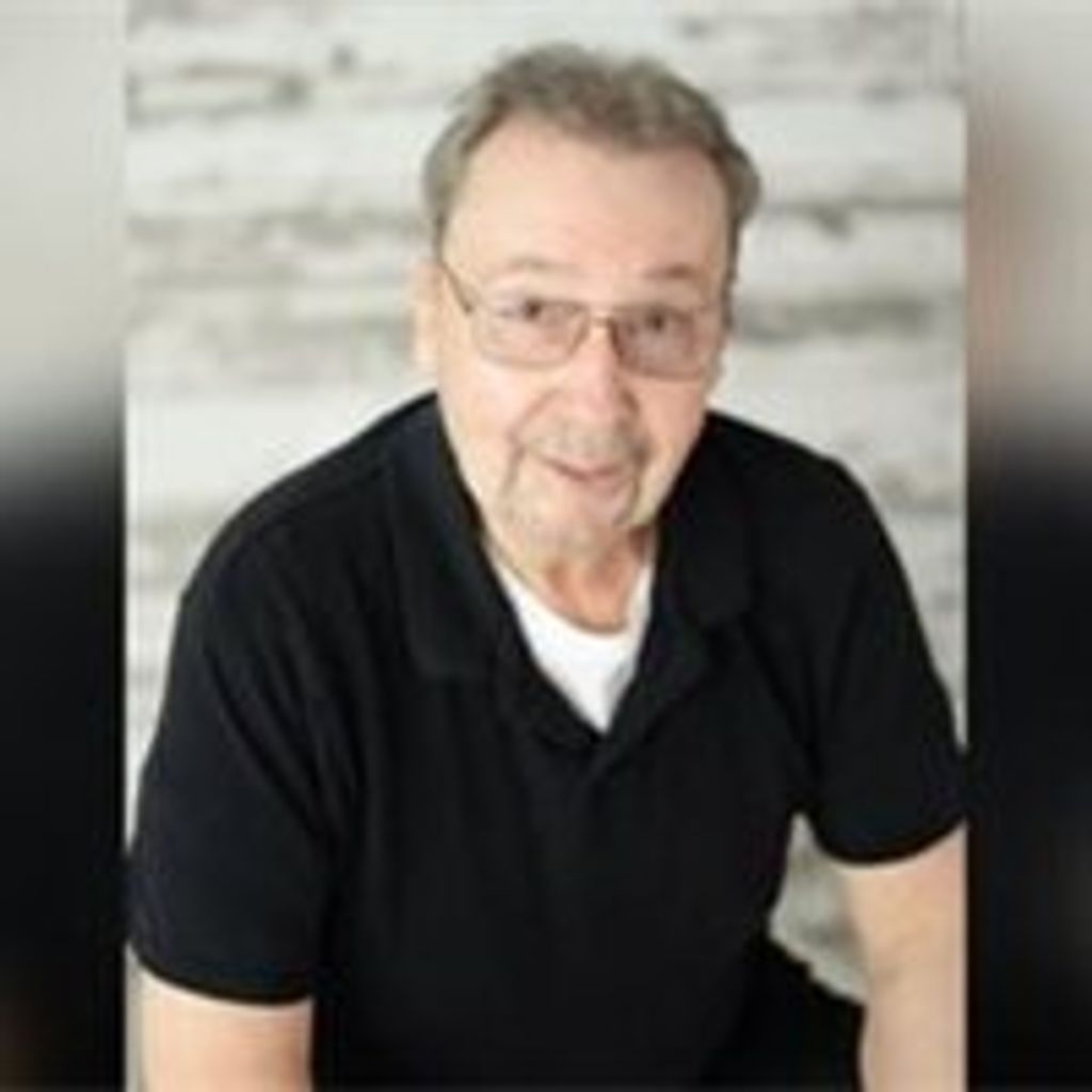 Robert L. Storz