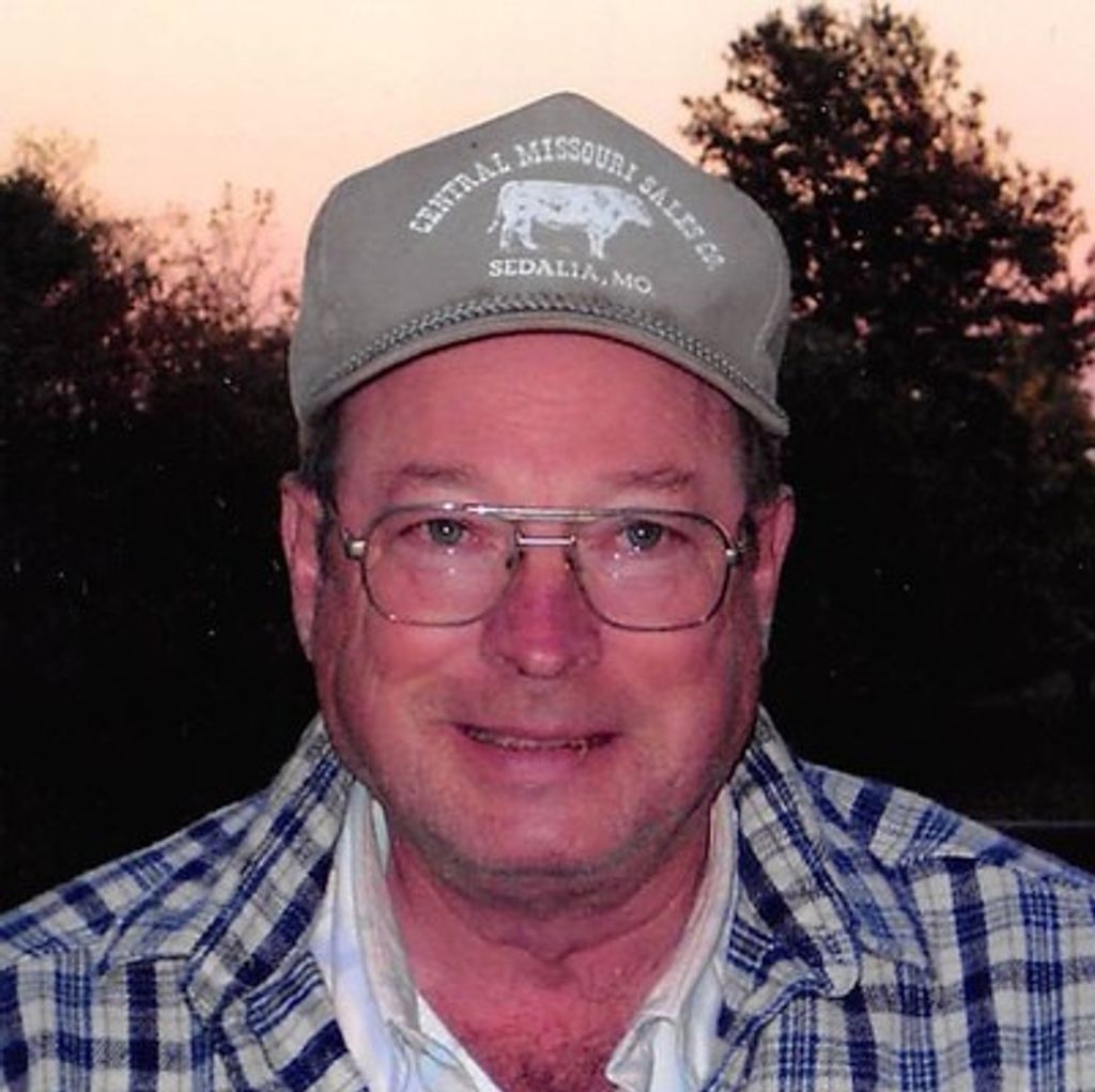 Davis Lee Dennis Profile Photo