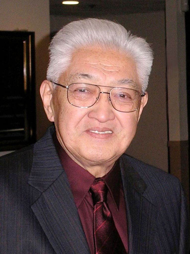Toshio Tawatari Profile Photo
