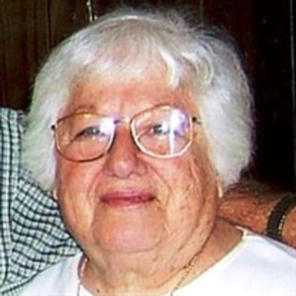 Lucy Niezelski