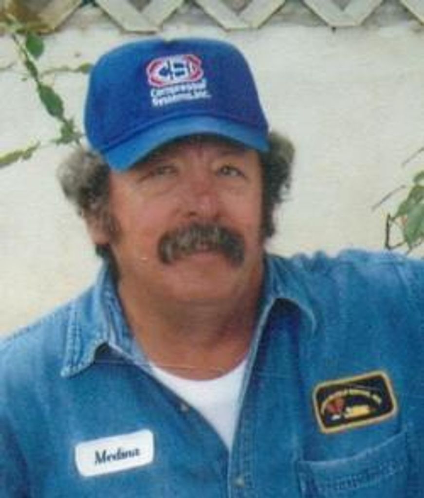 Omar Medina Profile Photo