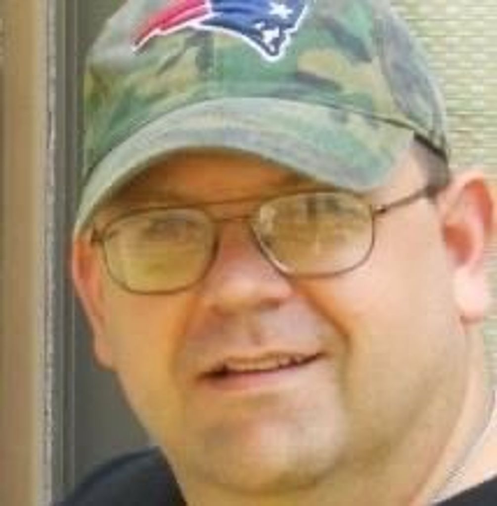 Robert Quinn Profile Photo