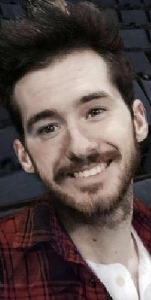 Dylan Thomas Jones Profile Photo