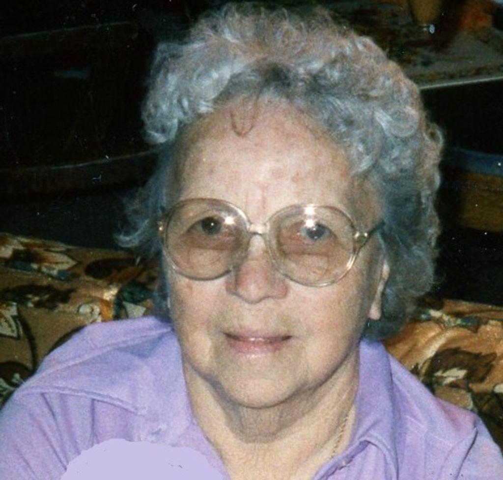 Virginia R Lescaleet