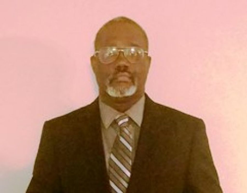Pastor Carl Calvin Simmons,  Ii