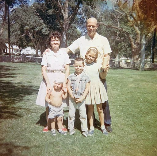 Mary Mills photo gallery thumbnail 22 of 103