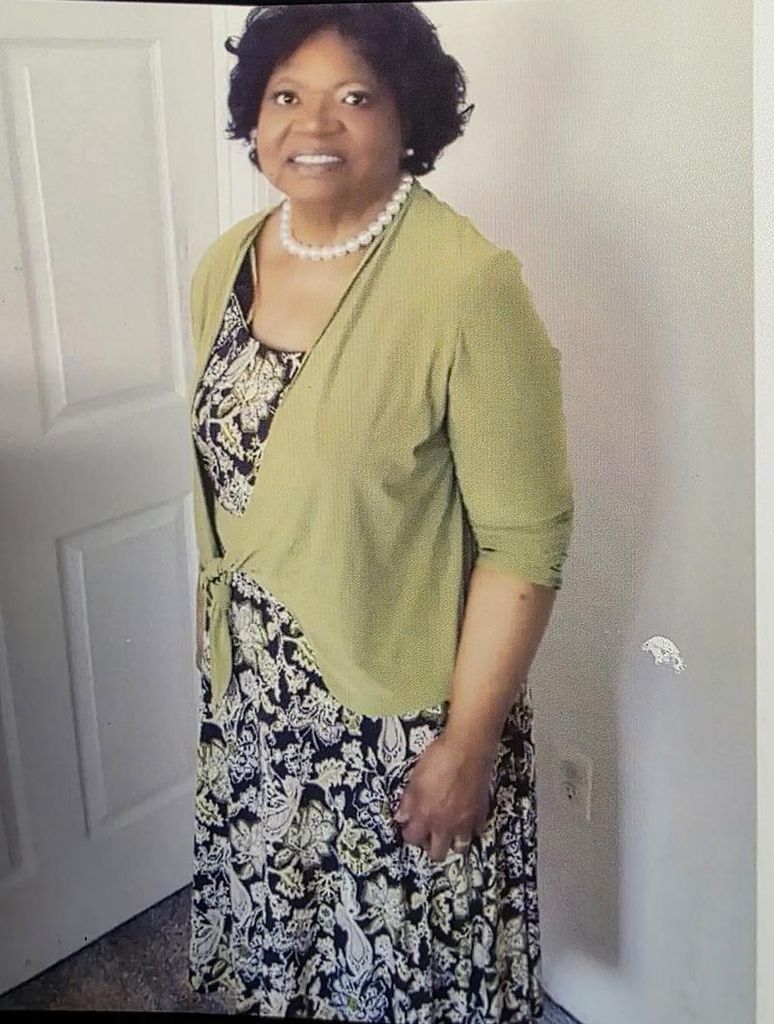 Ovatria Ann Hollins Profile Photo