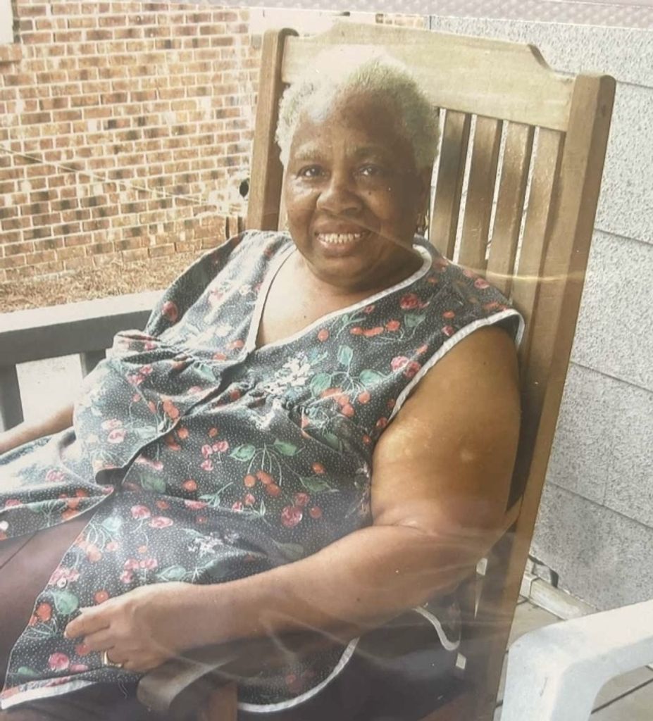 Willie Mae (Big Momma)  Frisby Profile Photo