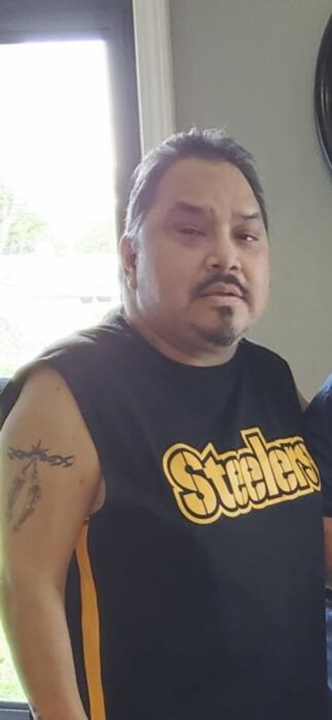 Rene Salinas Profile Photo