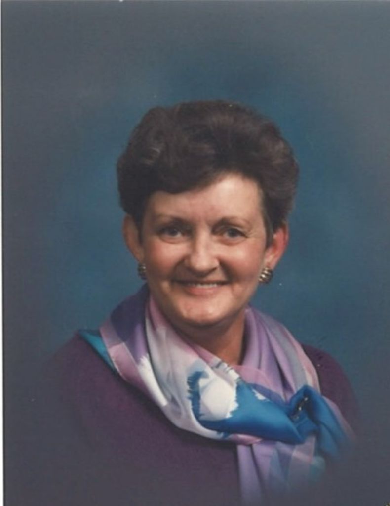 Carolyn (Hudgins)  Clements