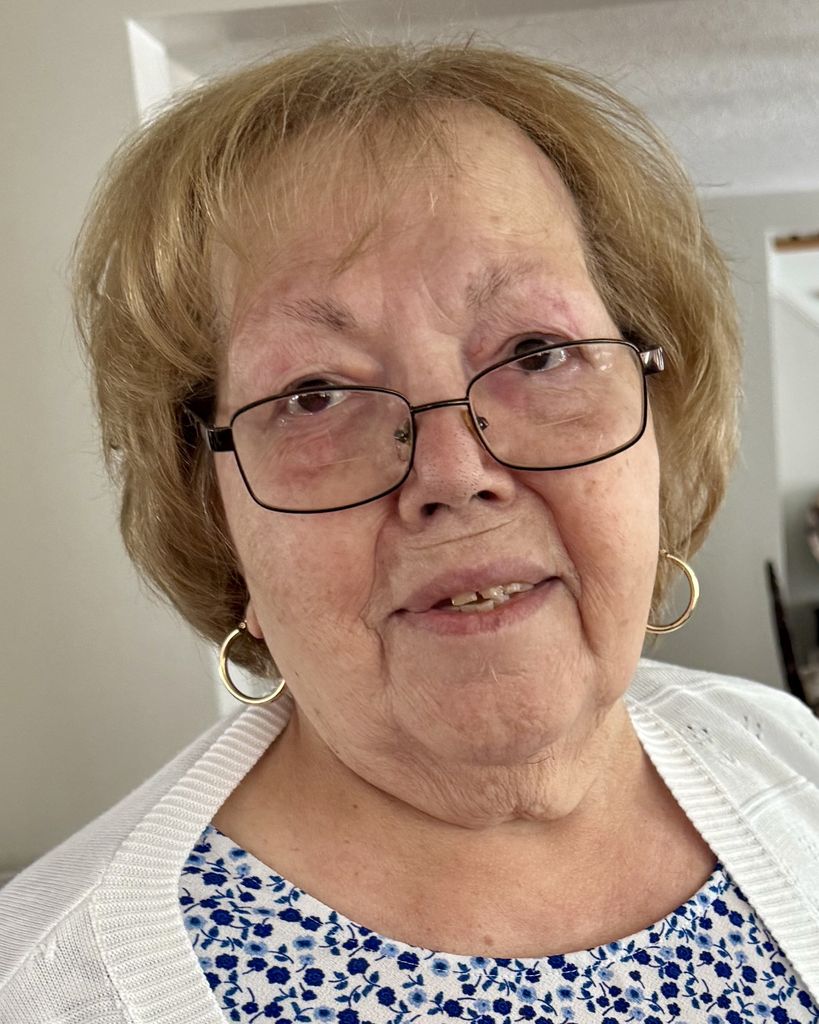 Lucia B. Caetano Profile Photo