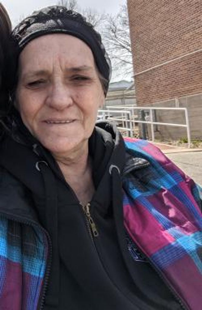 Donna Marie Rennie Profile Photo