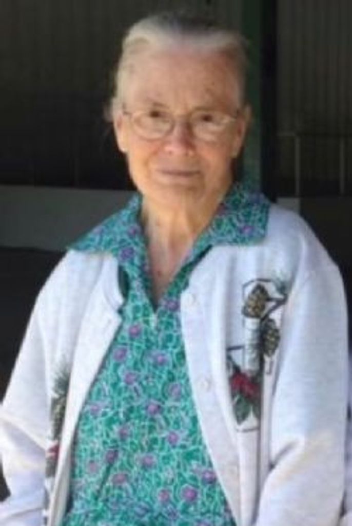 Louise Dykes Profile Photo