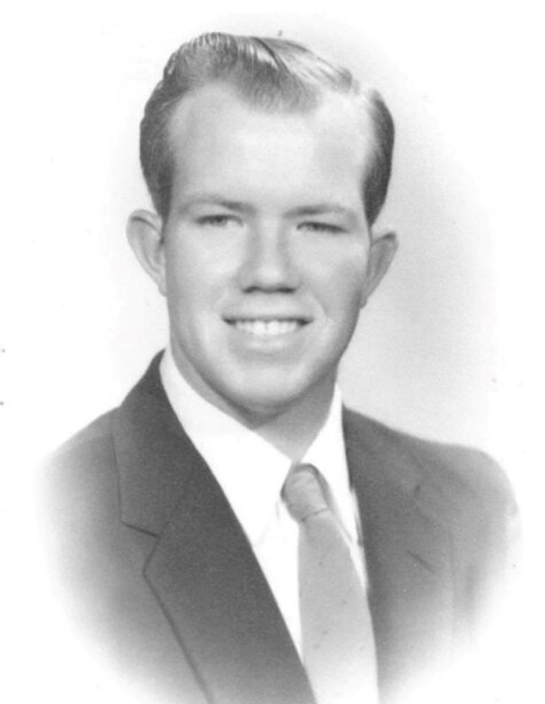 Bobby Tucker
