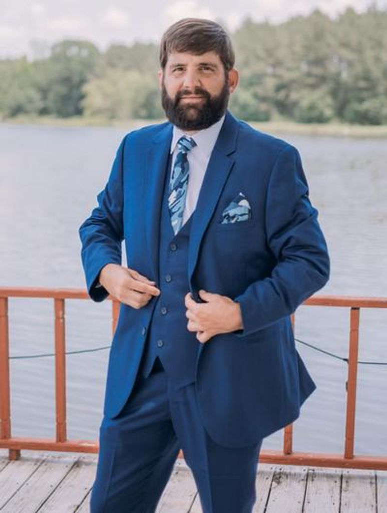 Christopher Thomas Camela Profile Photo