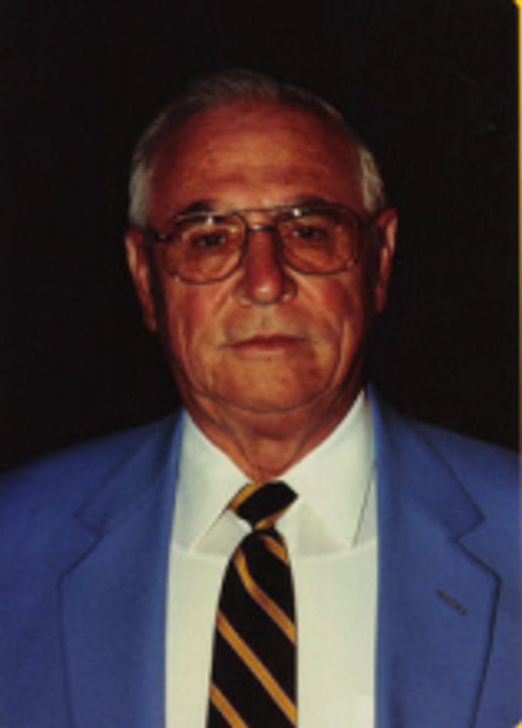 Lacy Leadford 'Dick' Smith