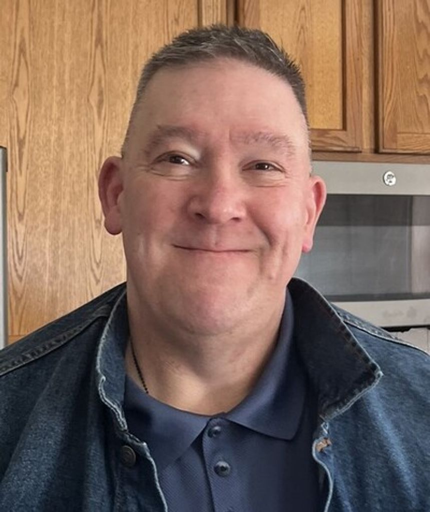 Sherill Neil Holston, Jr. Profile Photo
