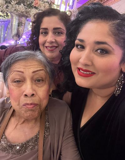 Maria Guadalupe Zumaya photo gallery thumbnail 154 of 260