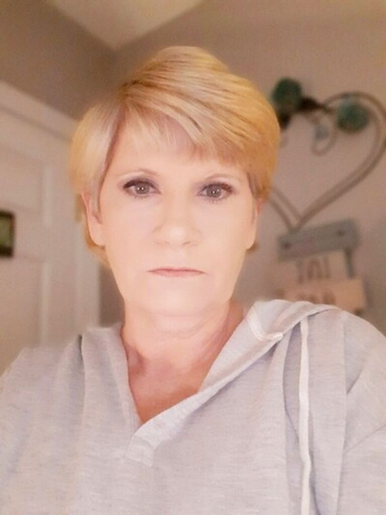 Angela Estep Wallace Profile Photo